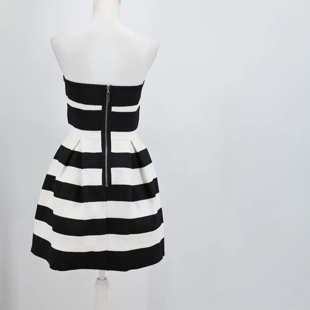 BCBGMaxAzria Alythea‎ Strapless Stripe Fit Flare Mini Dress Black Cream M